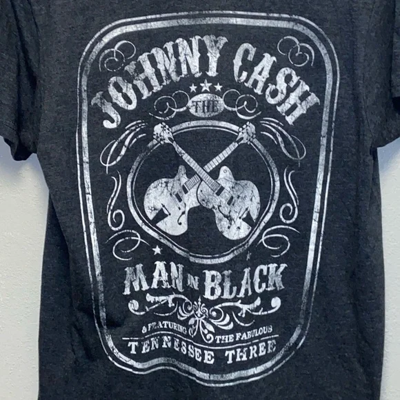 Johnny Cash Size Medium Black, Man in Black Band T-shirt 3236 - Picture 2 of 5